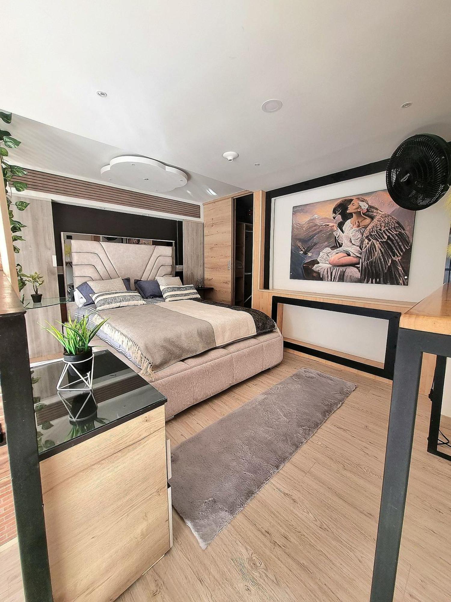 Apartment Loft Exclusivo En La Candelaria Medellin